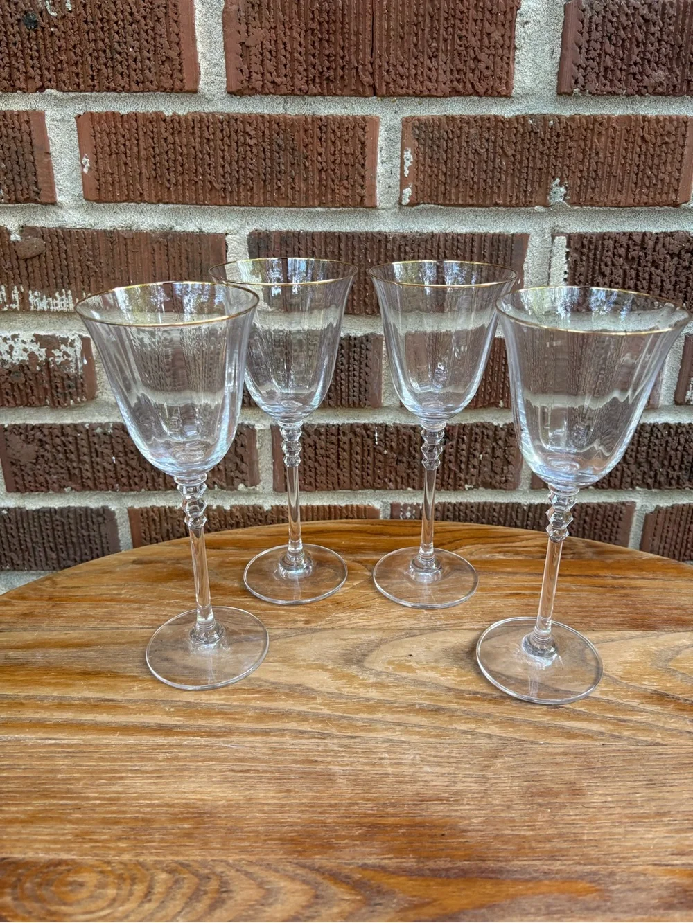 MIKASA Sonata Gold Rim Wine Glasses Crystal Set of 4 8 in tall